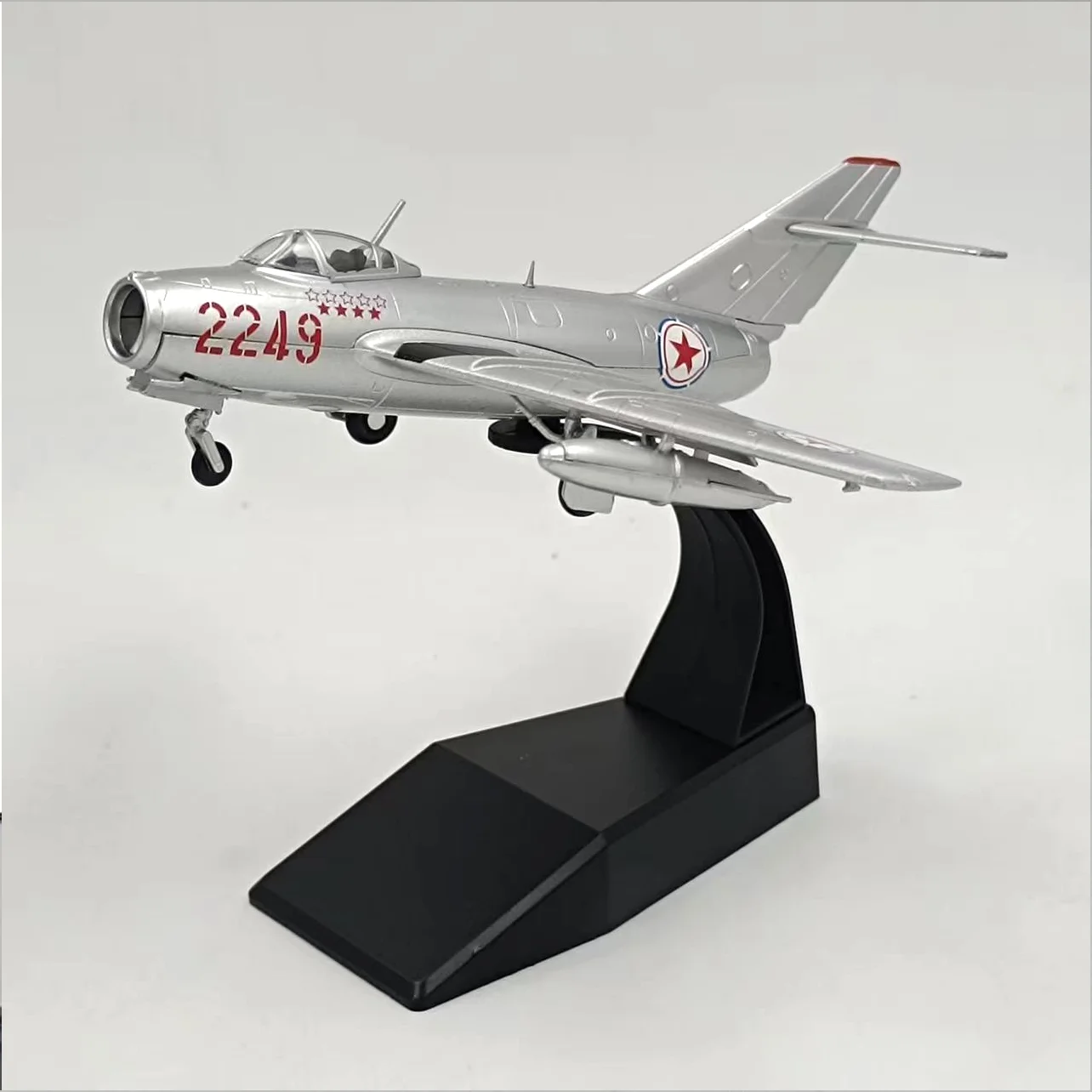 

Модель летательного аппарата J5 Mig 15, модель самолета из сплава в масштабе 1/72