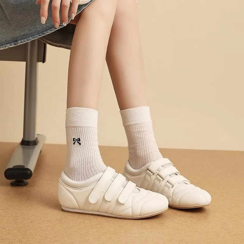 

Women's Shoes 2025 New Soft Sole Comfortable Hollow White Shoes with Velcro Lightweight Mary Jane Flats