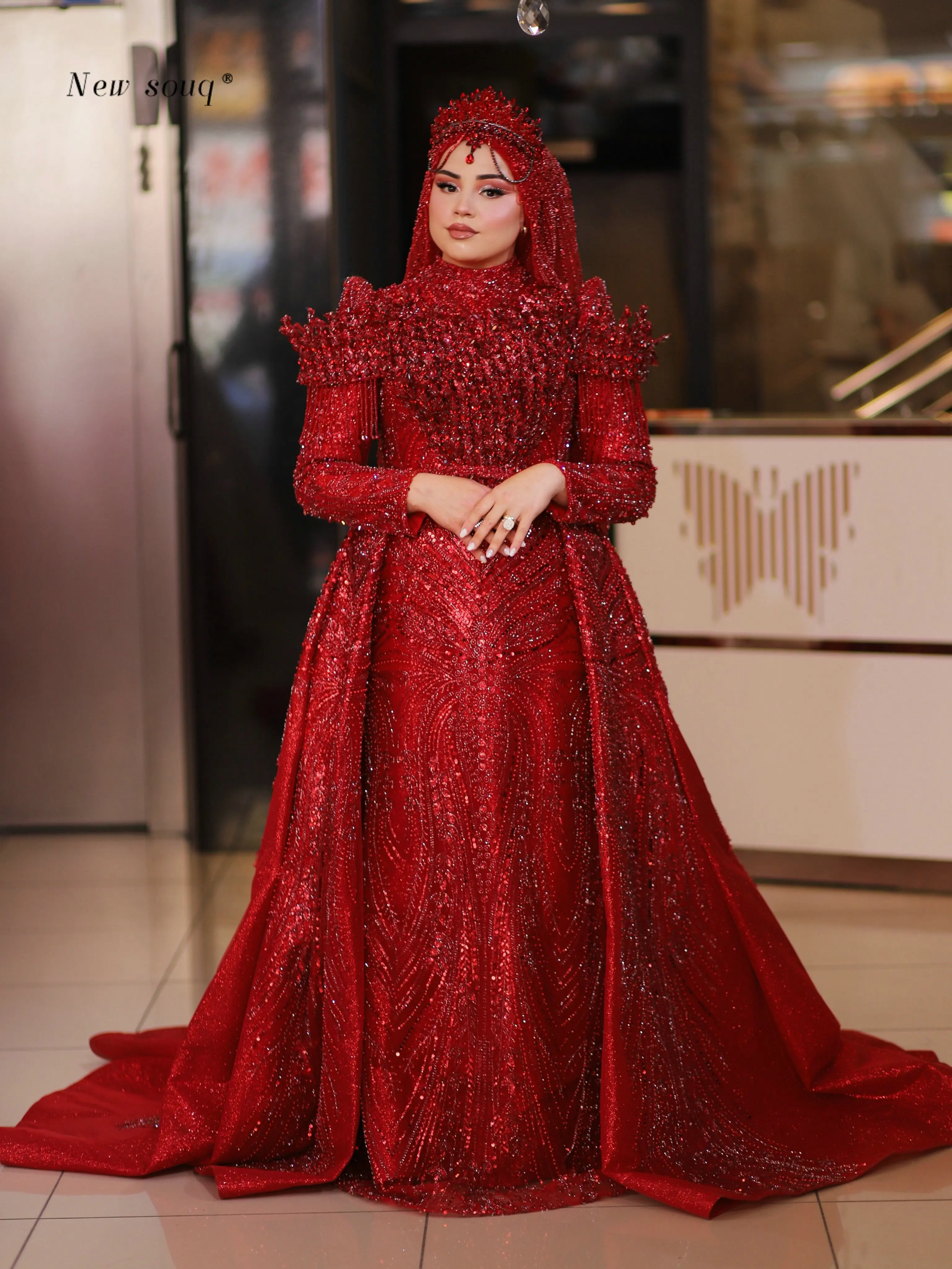Wine Red Muslim Long Sleeves Wedding Prom Dresses with Overskirt Middle East Luxury Crystals Formal Evening Gowns Customized