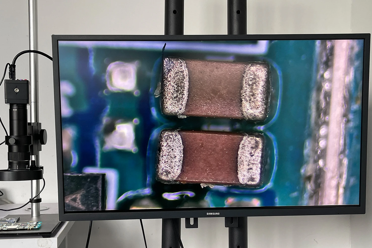 Einstellbares 180X 120X 300X 200X 130X Zoom C-Mount-Objektiv 0,7X~4,5X Vergrößerung 25mm für HDMI USB Industrie-Videomikroskopkamera – Detail 37