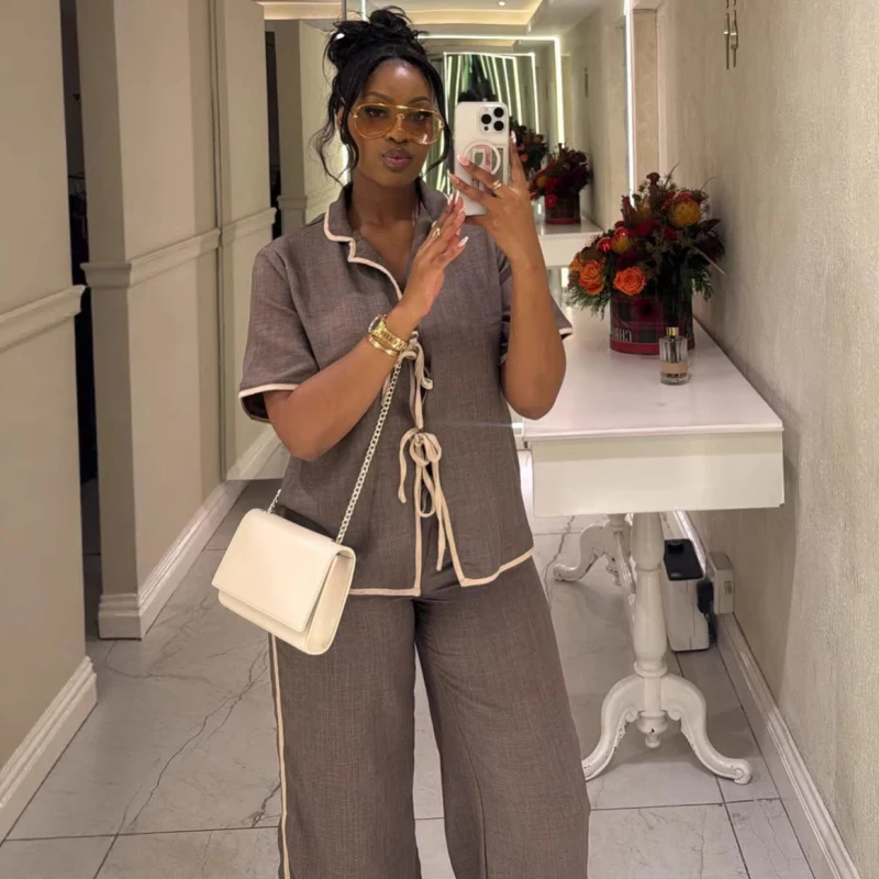 

Новый модный комплект 2026 года: женский повседневный костюм-двойка для весны и лета – топ с коротким рукавом на шнуровке и брюки