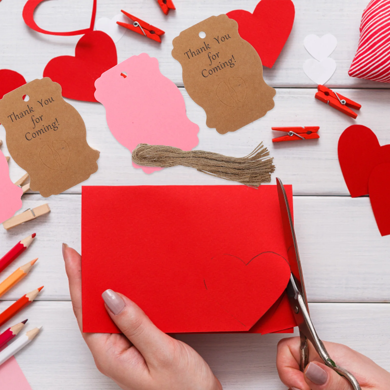 100 szt. Etykietek z podziękowaniami, zawieszek z jutowym sznurkiem na baby shower, upominki na wieczór panieński, dekoracje, papier kraft