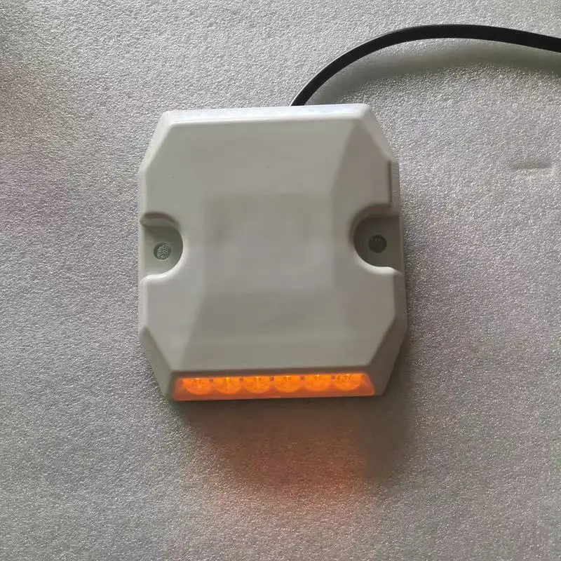 TunnelPCSafety Protection Active Road Stud Light Активный белый