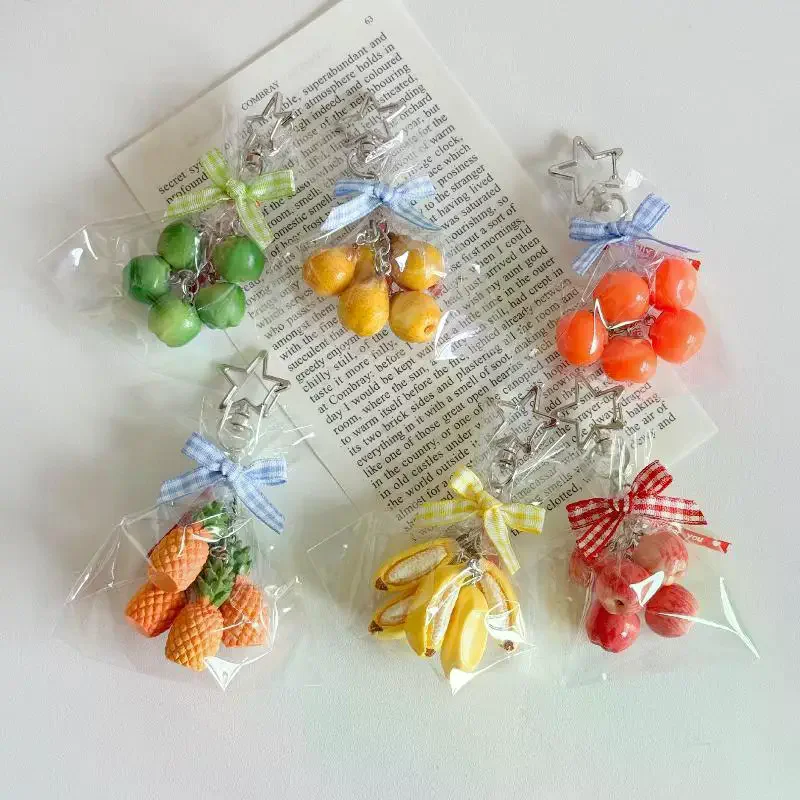 Creativity Mini Banana Pineapple Pendant Keychain Simulation Fruits Design Backpcak Hanging Piece Bag Charm Car Key Chain