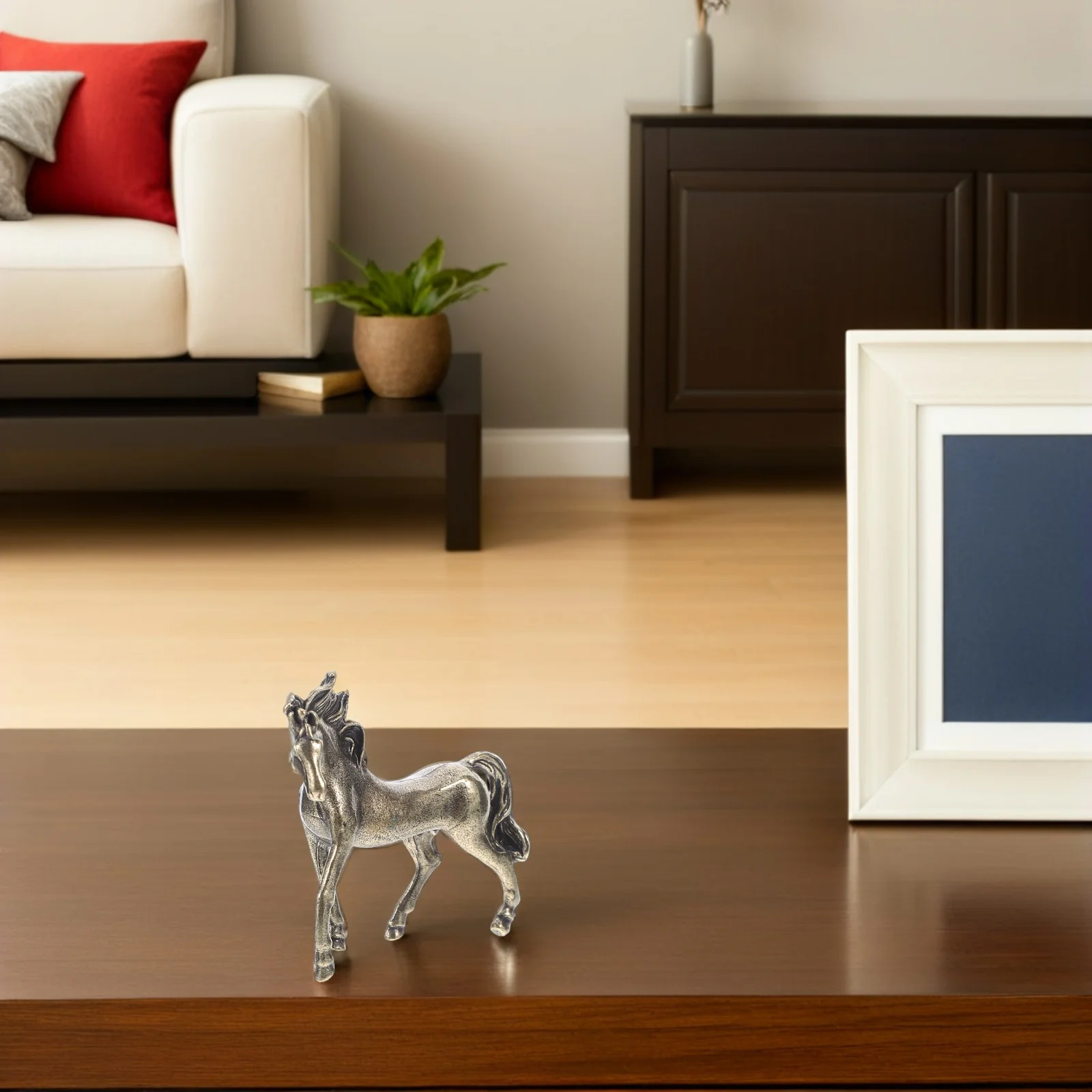 

1pc Brass Horse Statue Feng Shui Lucky Decor Gift Home Office Desktop Wine Cabinet Living Room Bar Creative Metal Ornament