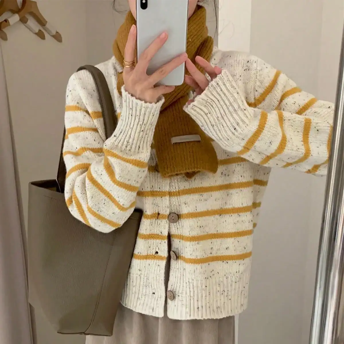 Futui Style Wears Stripesd Knitted Cardigan Jacket for Women New Autum Fashionable Unique Chic Top Iqogitan Voucher Baboon