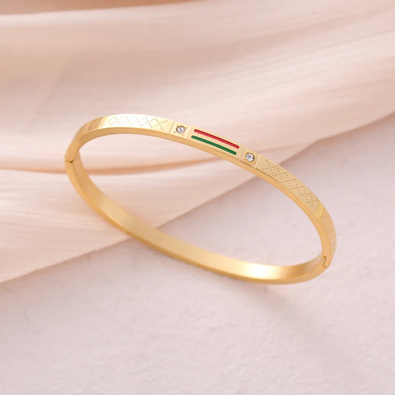 Women's Red & Green Dual Tone Drop Adhesive Bracelet with Fashionable Mesh Pattern Rhinestone Inlaid Stainless Steel Jewelry