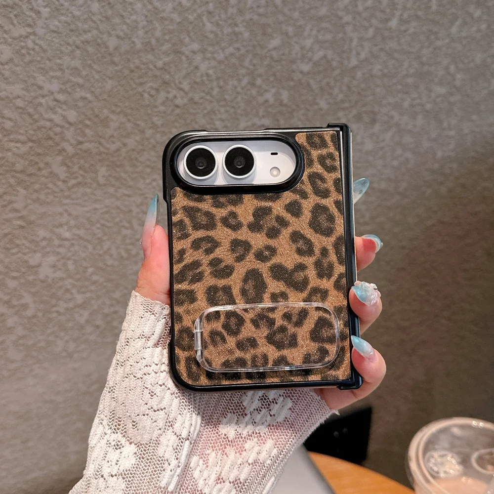 Coque de téléphone à paillettes avec motif léopard pour iPhone Duo, avec support intégré, aimantée, antichoc, coque rigide pour femmes, coque pliable à la mode.