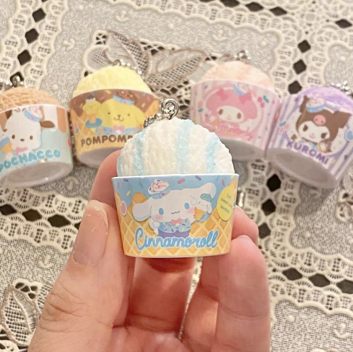 Sanrio Ice Cream Ball Doll Box Cinnamoroll Tuxedosam Pochacco Melody Kuromi Twisted Egg Charm Pendant Simulation Food Figure Toy