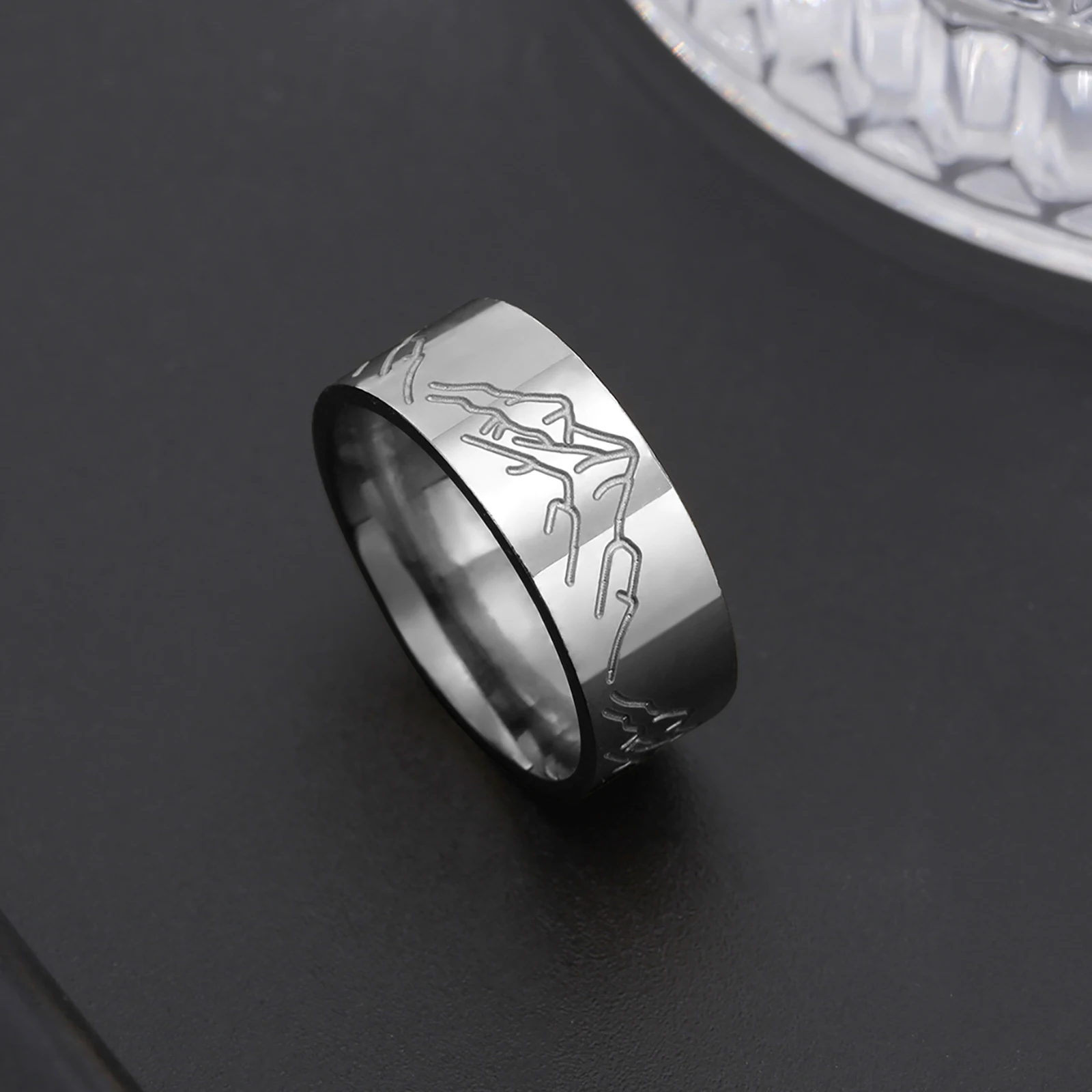 Skyrim Mountain Ring for Men Women Stainless Steel Nature Landscape Carved Couple Rings Jewelry Anniversary Christmas Gift