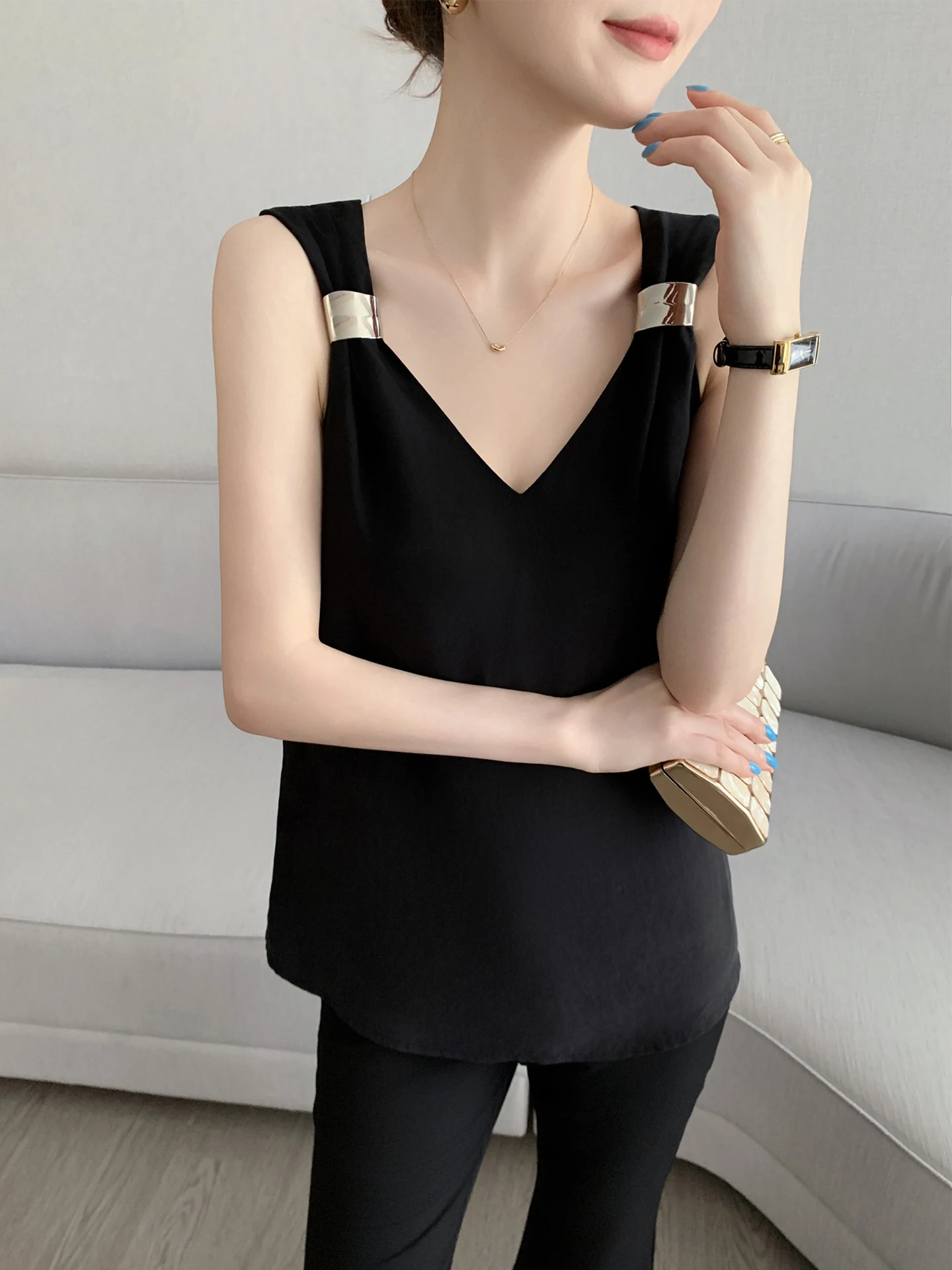 

Женский модный топ-жилет SUSUS Bla Svel V-Ne Metal Bule с тонкими бретелями, прямой крой, однотонный, новинка 2025 года