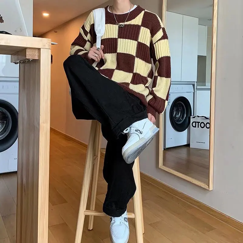 เสื้อสเวตเตอร์ผู้ชายไซส์ใหญ่สำหรับฤดูใบไม้ร่วงและฤดูหนาว ให้ความอบอุ่น แขนยาว คอกลม ถักนิตติ้ง ดีไซน์แบบญี่ปุ่น สไตล์เบสบอล