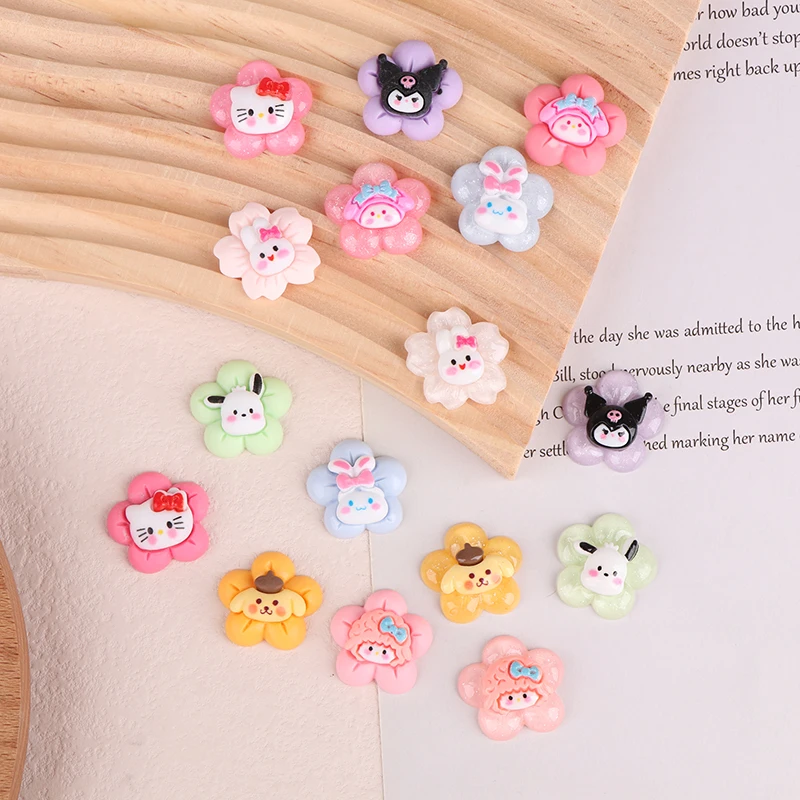 5/10Pcs Sanrio Cartoon Transparent Flower Series Flatback Resin Miniatures DIY Hello Kitty Kuromi Resin Cabochon Decorations