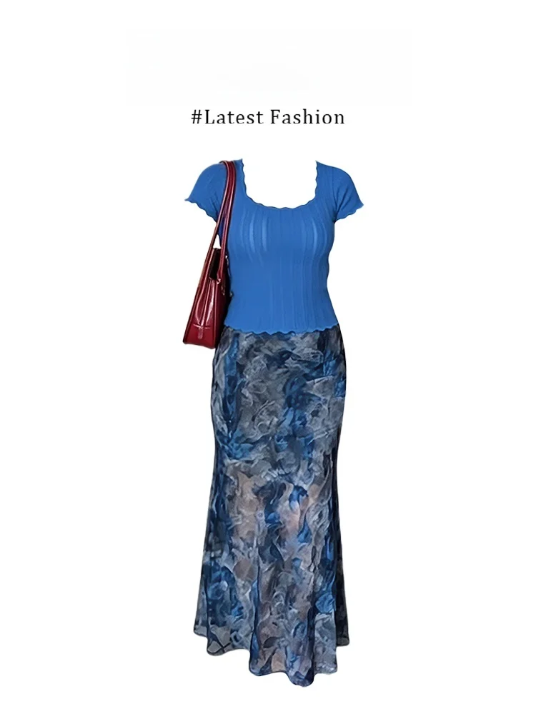 Parkyeon Summer New Beautiful Slimming Knitted Short Sleeve T-Shirt High Waist  Skirt Set Women's Casual Fashion Ensemble