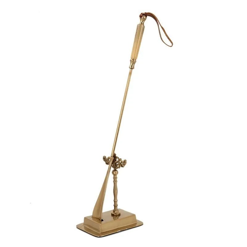 Brass long-handled handmade shoe base, retro shoehorn, household shoes, self-supporting bracket entrance