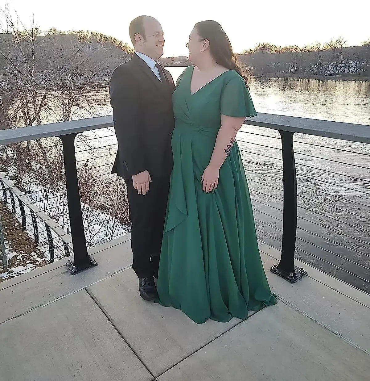 Lange formele jurk met V-hals en split Bruiloftsjurken Dames Ruche mouwen Grote maten bruidsmeisjesjurken 2026 met zakken