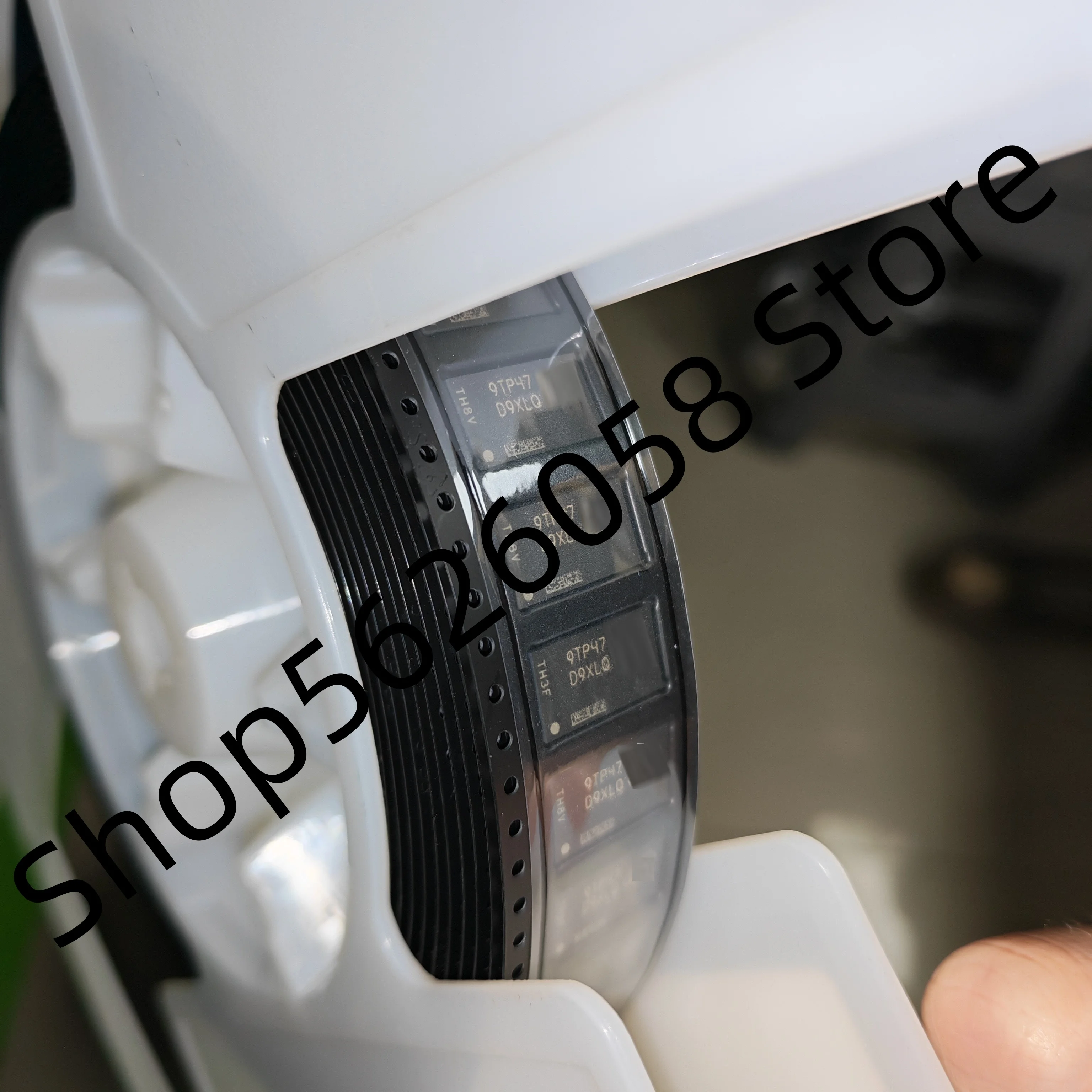 

2PCS/LOT MT41K512M16VRN-107 IT:P D9XLQ BGA Genuine original in stock DRAM (Dynamic Random Access Memory)