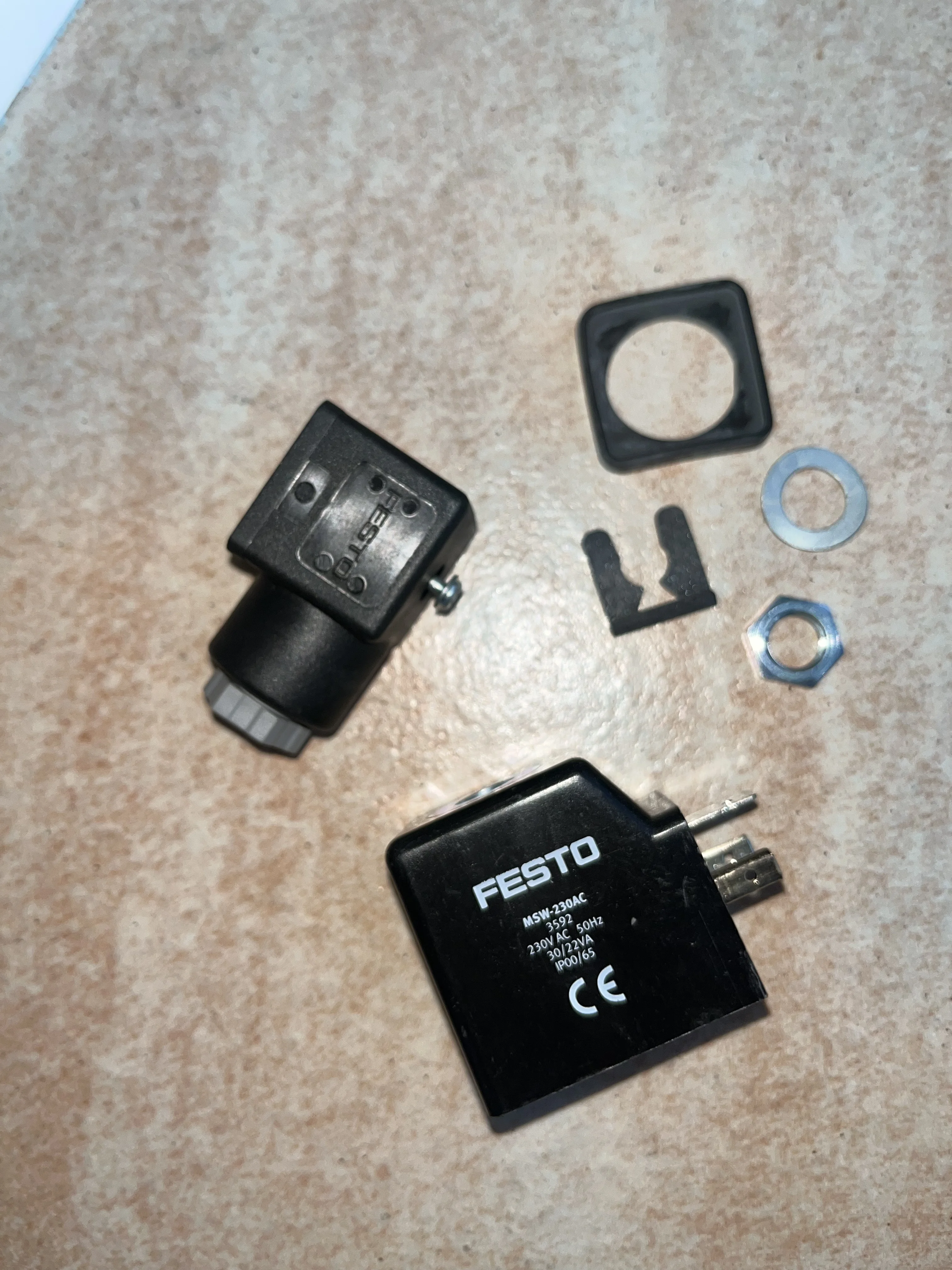 

MSW-230AC 3592 Germany FESTO solenoid valve coil