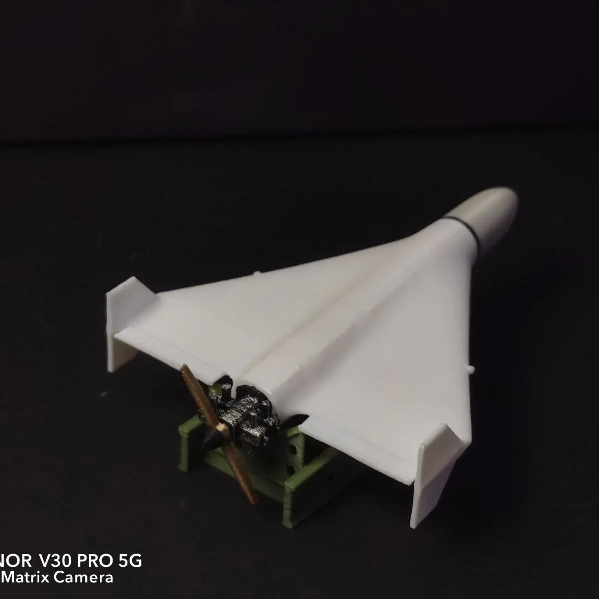3D Printed Shahed UAV Mini Model, Military Enthusiast Collection Desktop Ornament Decor No Actual Function, Decorative Only