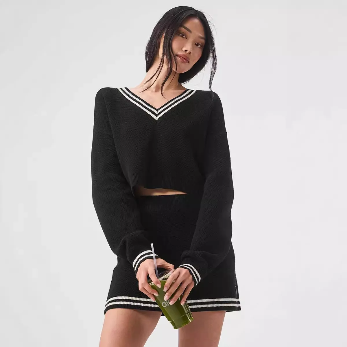 

Women's Casual Striped V-Ne Knitted Sweater Contrast Color Slim Fit Ciwalk Spring Faion ort Pants Ciwalk