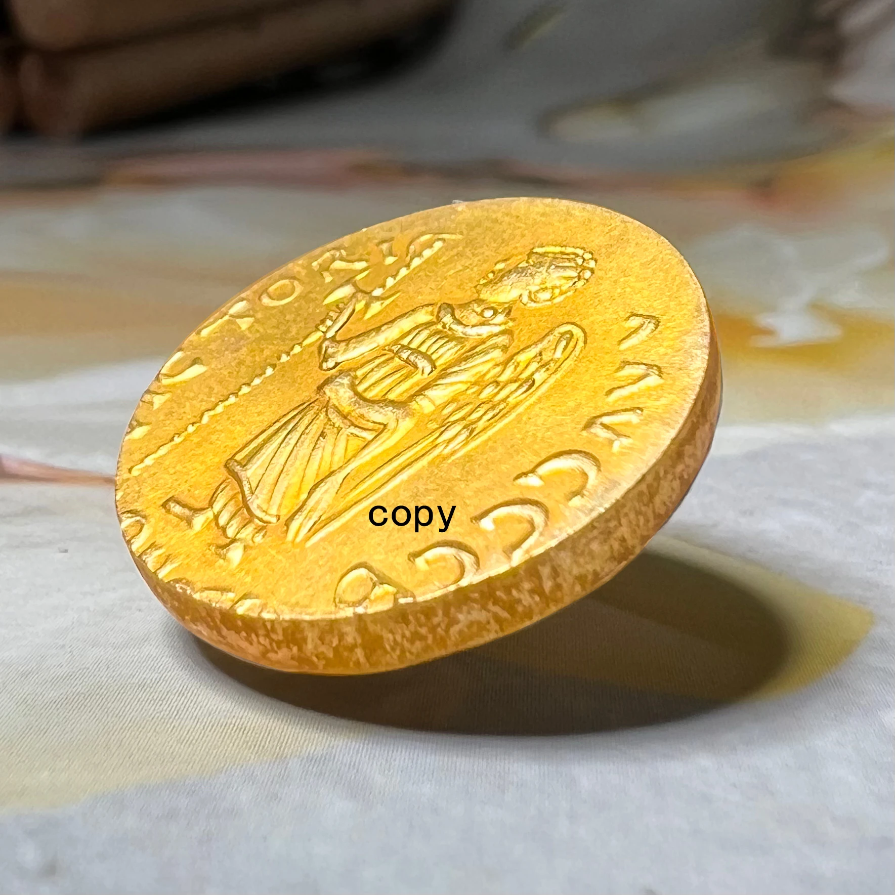 عملات البيزنطية للإمبراطورية الرومانية الشرقية هجر الفاظ طبق الاصل مجموعة العملات الذهبية مع السيف الدين الفن الديني هدية الإبداع النادرة #6