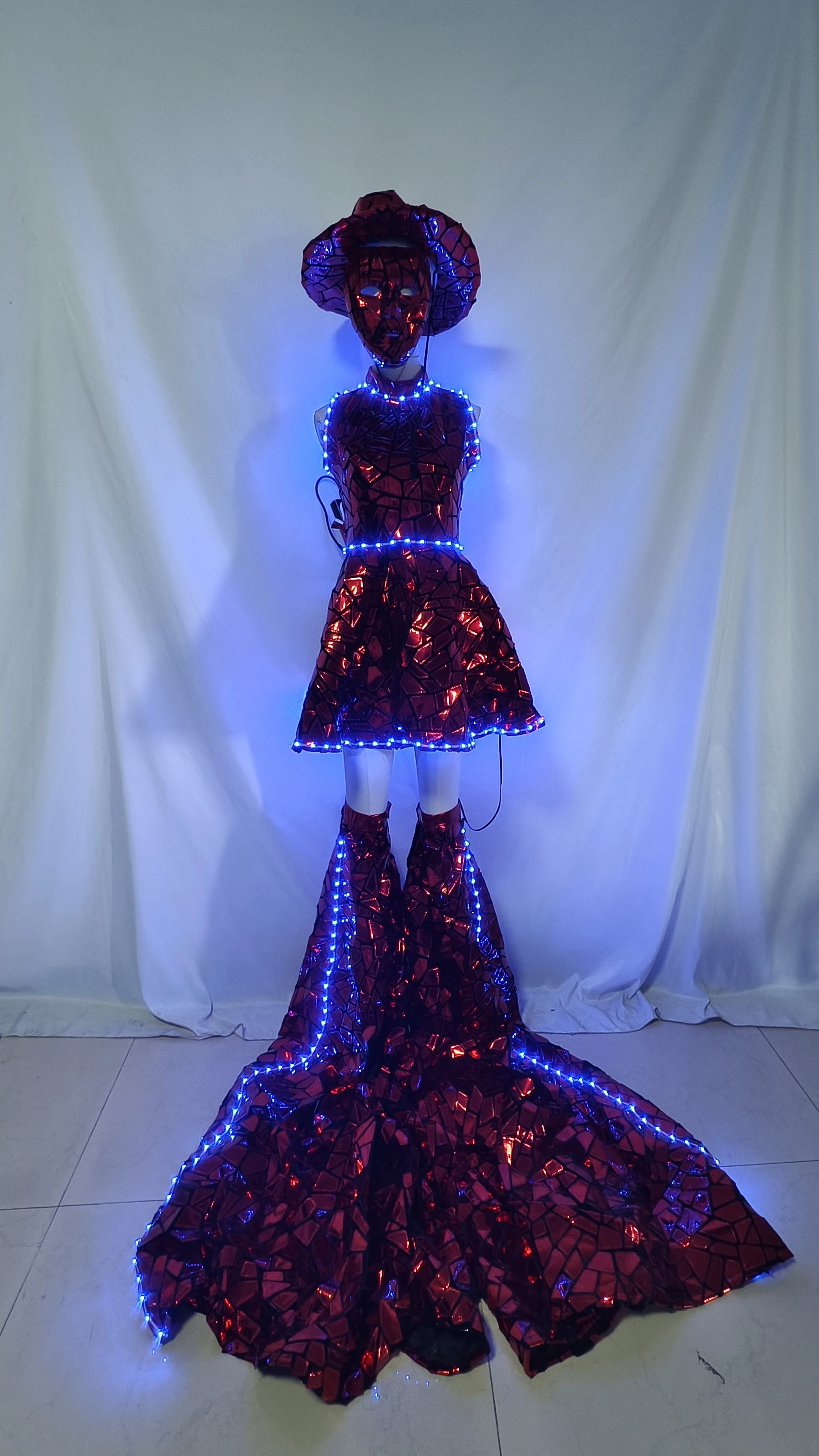 LED PU Bar DJ Dancer المرأة خنجر المشي السراويل مجموعة بريق السيدات فستان حفلة عيد ميلاد بلا أكمام بريق الليزر