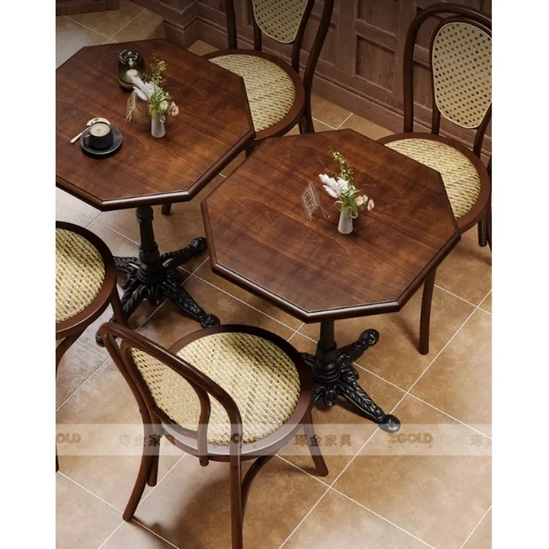 Cafe table and chair combination solid wood western restaurant Internet celebrity shop table retro baking dessert shop square ta