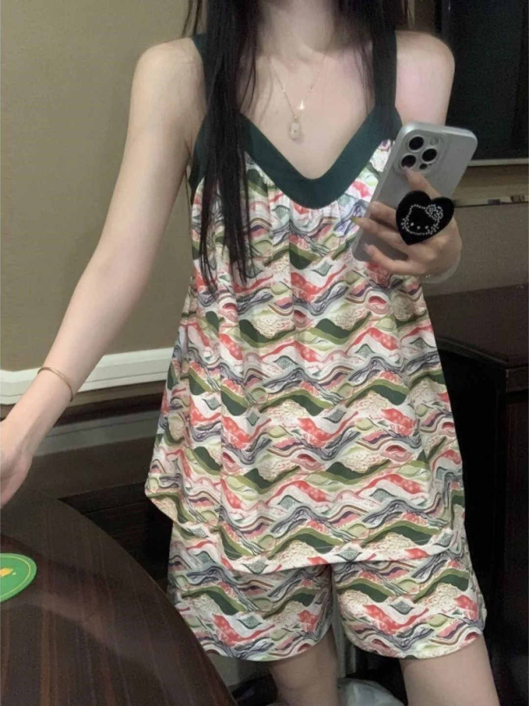 

Summer Casual Large Size Women's Sleepwear Set Sleeveless Print Short Pants Comfortable Home Clothes V-Neck Pullover Top