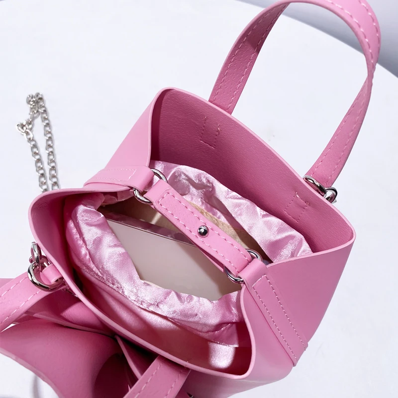 Flores de pétalos Bolsos de fiesta de embrague de noche para mujeres Bolso y monedero de diseñador de lujo 2024 Nuevo en moda Cadena de creatividad