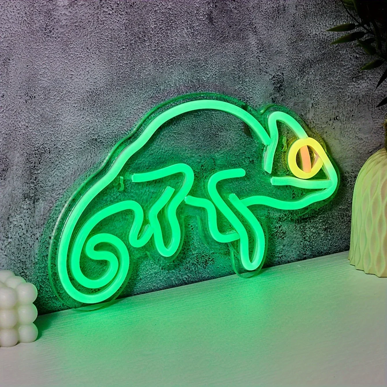 Chameleon Lizard Neon Sign for Wall Decor, Lizard Lover Gifts,Neon Light for Bedroom, Kids Room, Office, Man Cave, Game Room