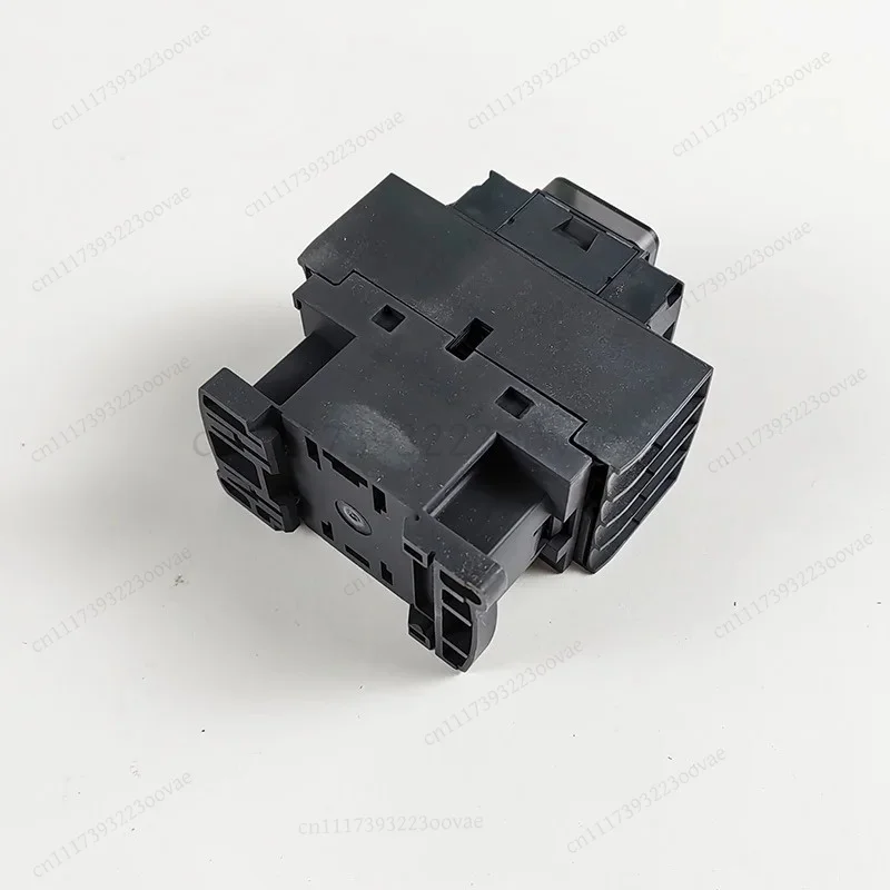 TeSys D Series Four‑Pole Contactor LC1DT25E7C 12A 24V‑220V 50/60Hz Industrial Electrical Control Accessories