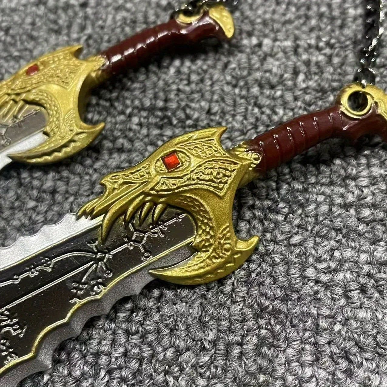 18cm God of War 4 Katana Anime Metal Sword Kratos Athena Blade Ghost Leviathan Chaos Real Size Japanese Katana Samurai Sabre Toy