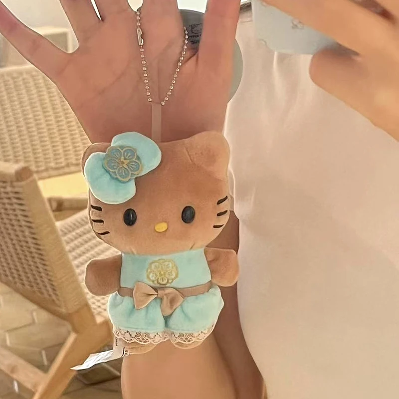 لعبة سانريو هاواي هيلوكيتي القطيفة اللطيفة من الجلد الأسود KT القطيفة على ظهره تزيين قلادة هدية فتاة #2