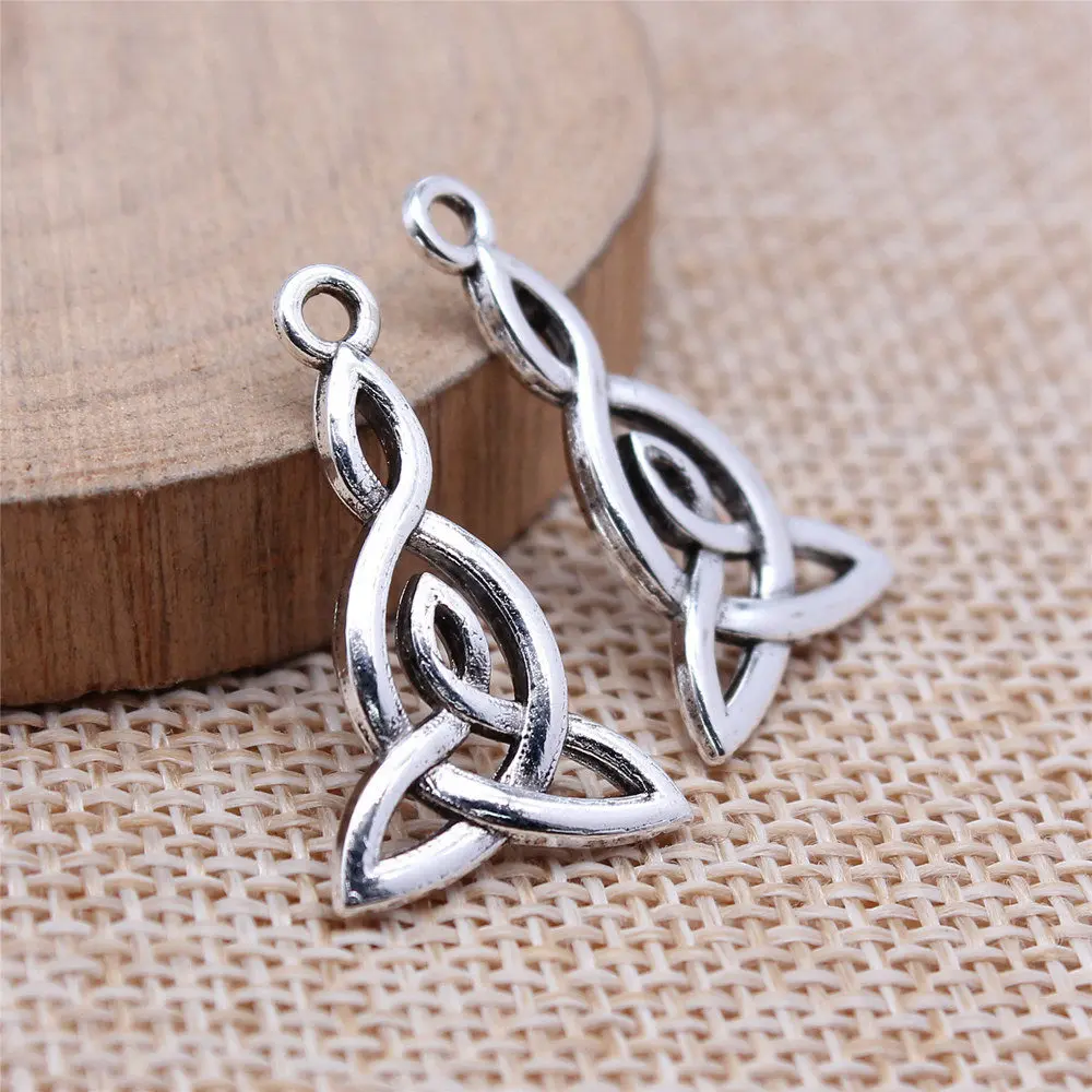 Accessories Triquetra Knot Charms Jewelry For Woman 15x25mm 20pcs