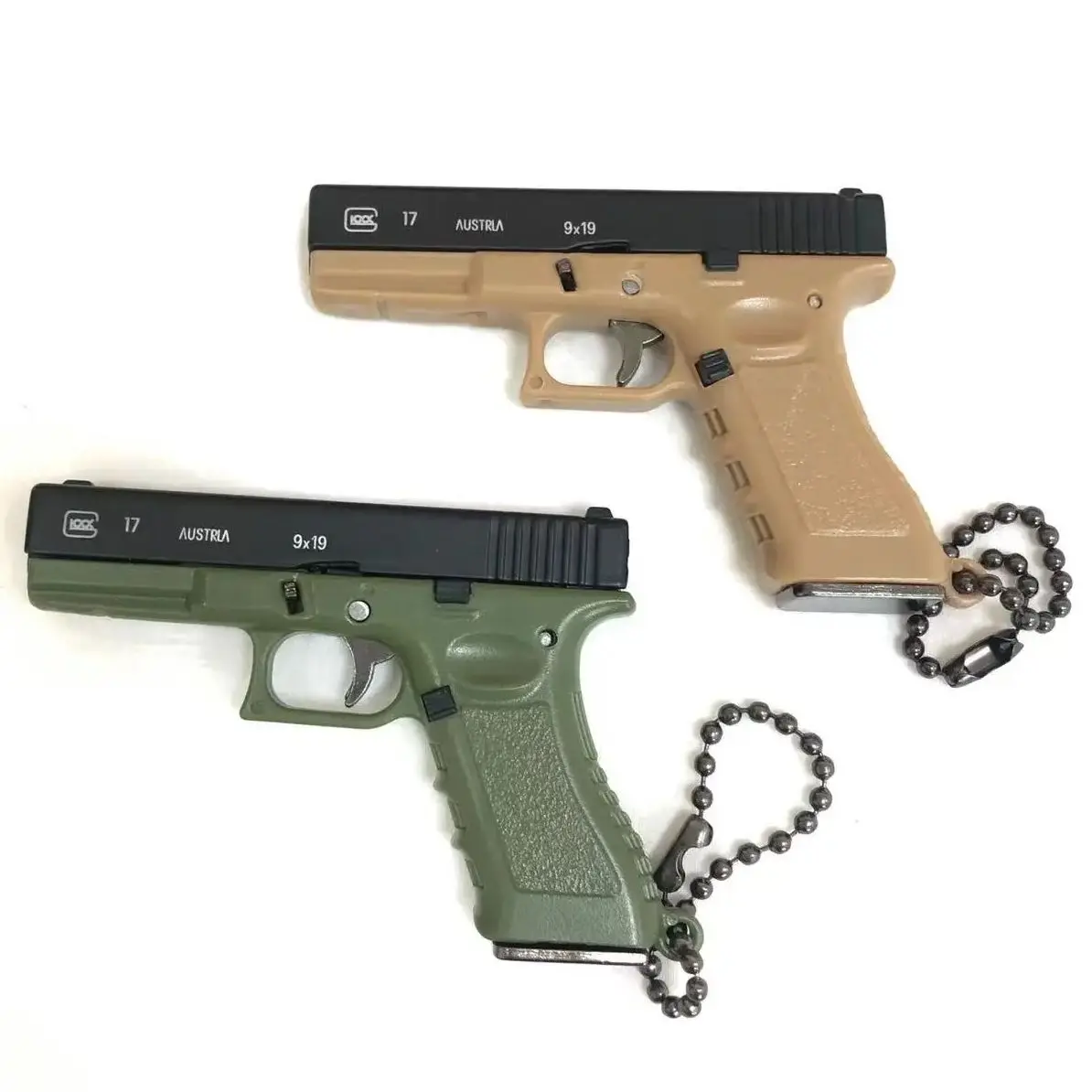 Holiday Party Gifts Alloy 1:3 G17 Pistol Model Memorabilia Detachable Toy Gun Ornament Home Decoration Crafts Pendant Keychain