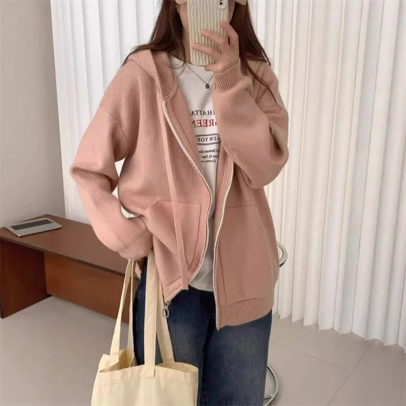 秋冬新韓国語バージョン緩い怠惰な風フード付きセーターニットカーディガンカジュアルソフトワックス状ジッパーセーター女性のコート