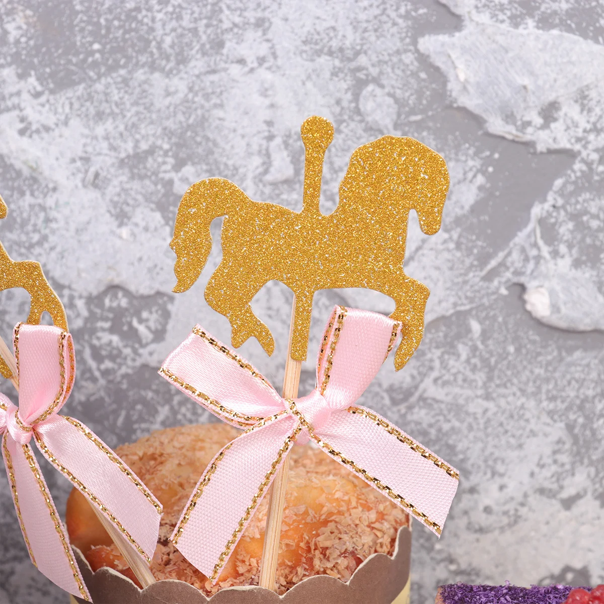 

20Pcs Carousel Shape Pink Bowknot Cake Toppers Birthday Party Cupcake Dessert Decoration Cake Toppers Cupcake Topper