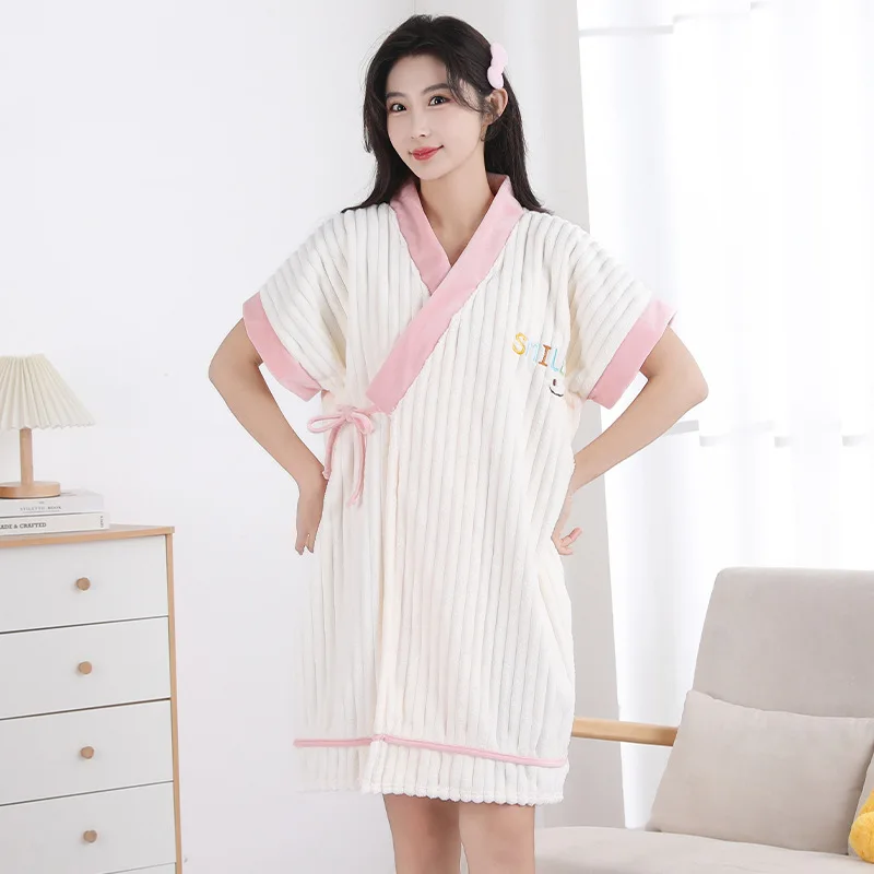 New Fashionable Lightweight Summer Bath Skirt Highly Absorbent Home-Use Bath Towel / Robe with Adjustable Belt Quick-Dry Fabric.