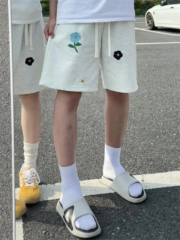 

Elegant American Casual Men's Short Pants Summer High-End Feeling Embroidered Floral Loose Straight Leg Sporty Couple Five-Po...