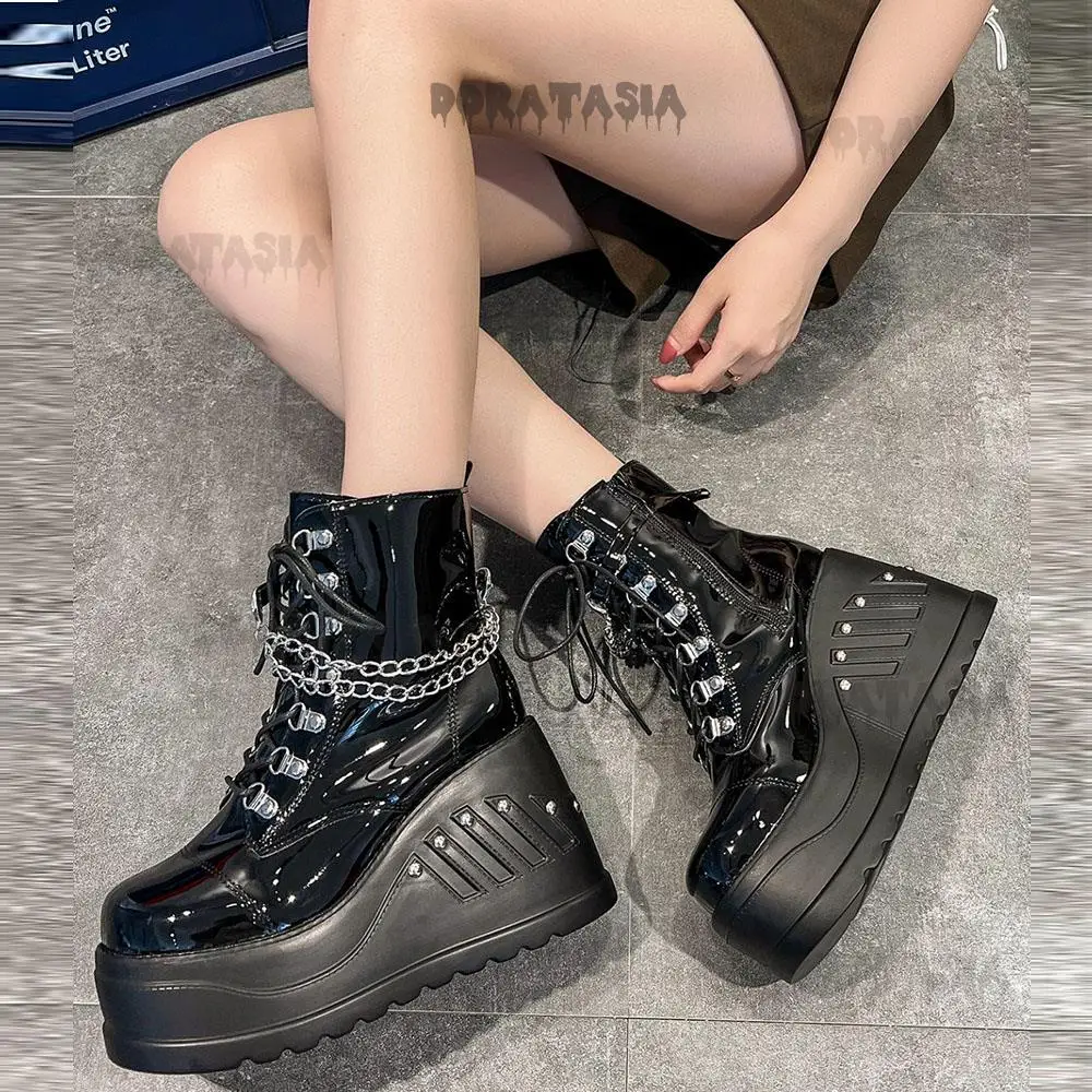 Brand New Platform Punk Motorcycle Boots Women 2023 Wedges Heeled Chain Lace Up Spice Girl Ankle Boots Zipper Comfy Winter Shoes