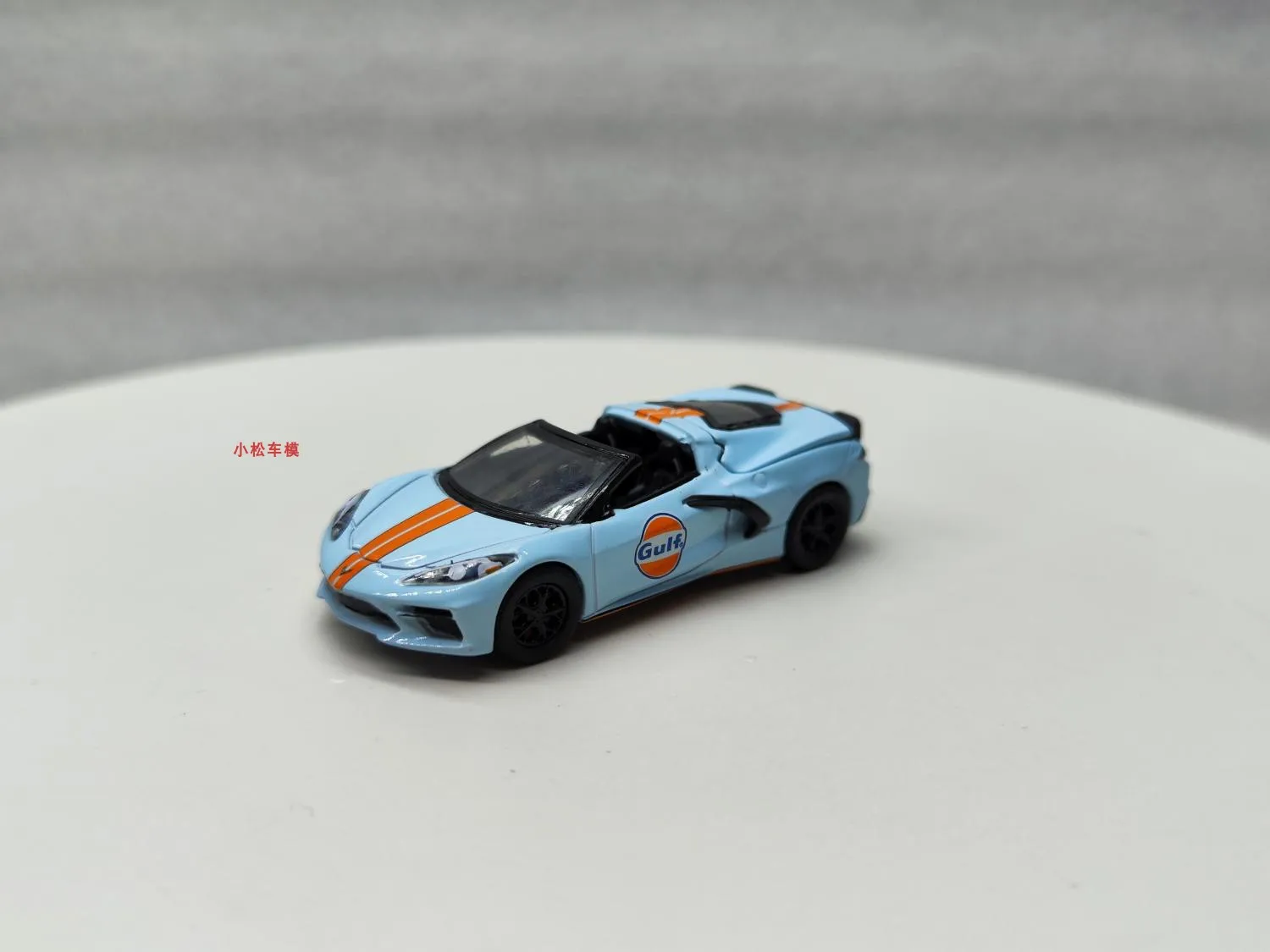 Zielone Światło 1:64 2021 Corvette C8 Stingray Gulf Pudełko Prezentowe, jak pokazano na zdjęciu Kolekcjonerskie Zabawki Małe Prezenty Model Zawieszka Ścienna