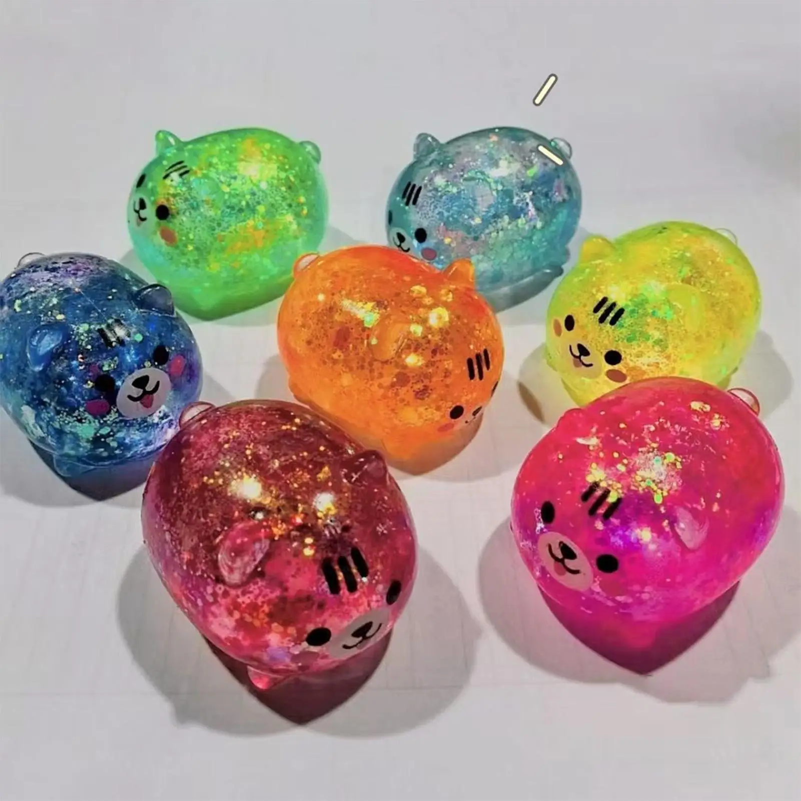 Kawaii Cartoon-Hund Squishies mit Glänzenden Pailletten, Weiche Maltose-Stressabbau-Spielzeuge zum Drücken, Sensorisches Fidget-Spielzeug