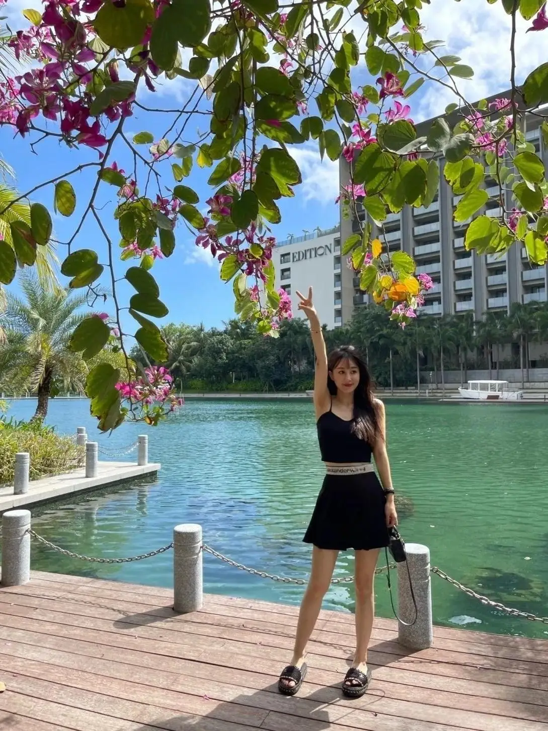 

xanderbird Spring Summer New Diamond Letter High Waist Pleated ort Skirt Women's Skirt Bla f-length Skirt