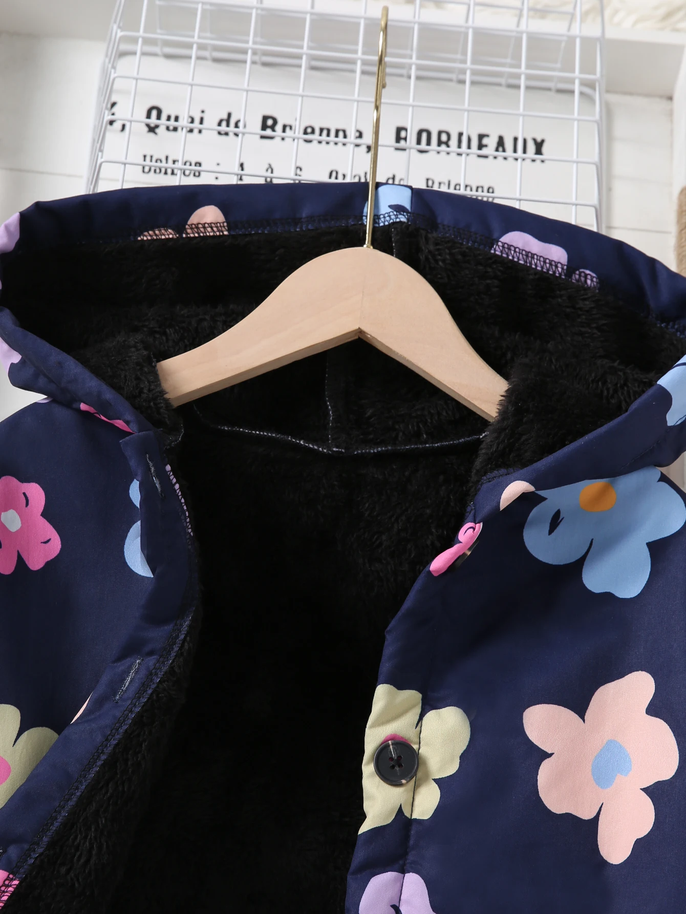 Herbst/Winter-Fleece-warme und kältebeständige Mädchen-Kapuzenjacke mit bunten Blumenmuster, modischer, mittellanger Jackenmantel – Detail 4