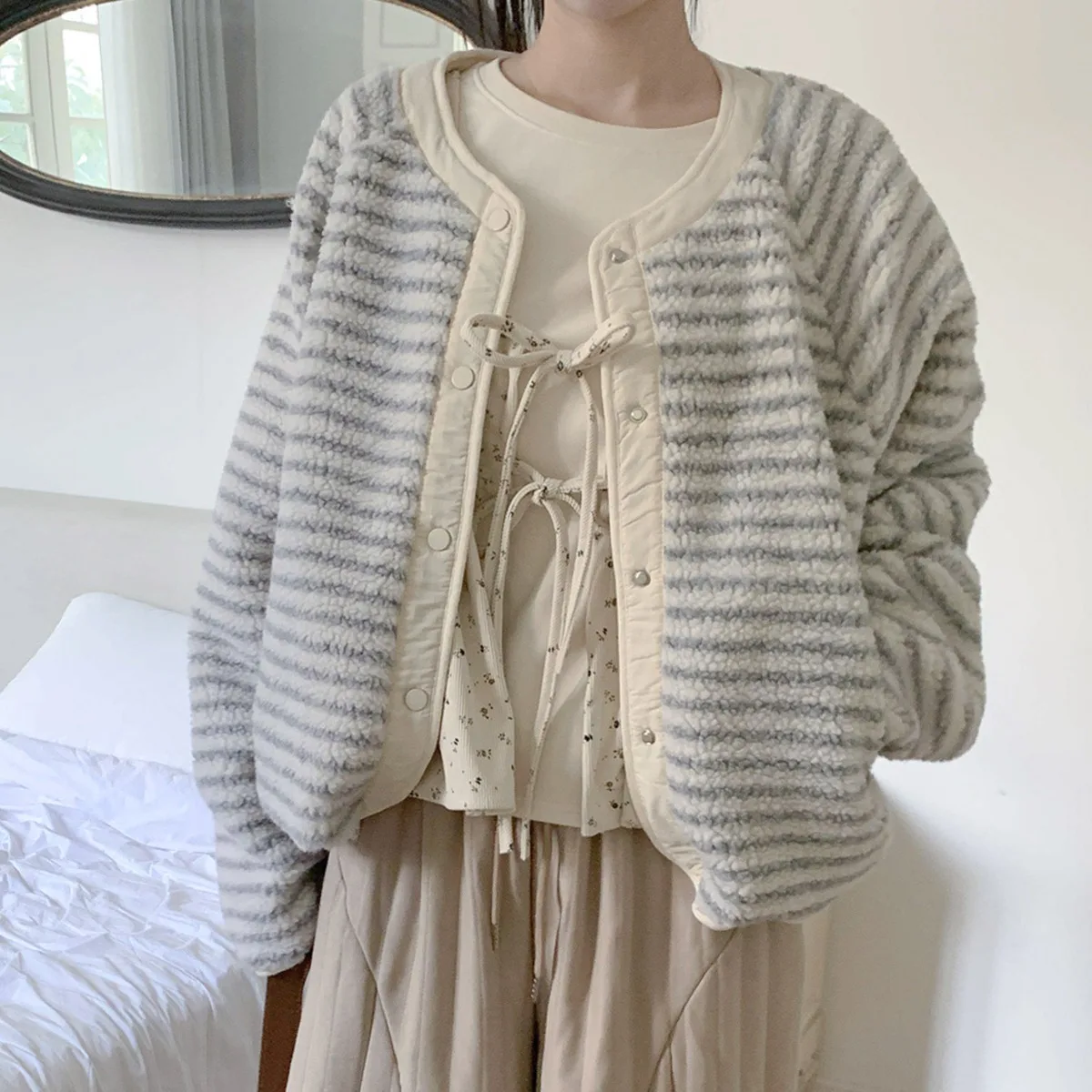 ملابس نسائية من فرو الضأن Jaet للخريف والشتاء على الوجهين ملابس غير رسمية فضفاضة طويلة Sve ort Sle قمة دافئة للتنقل Sle Faion #1