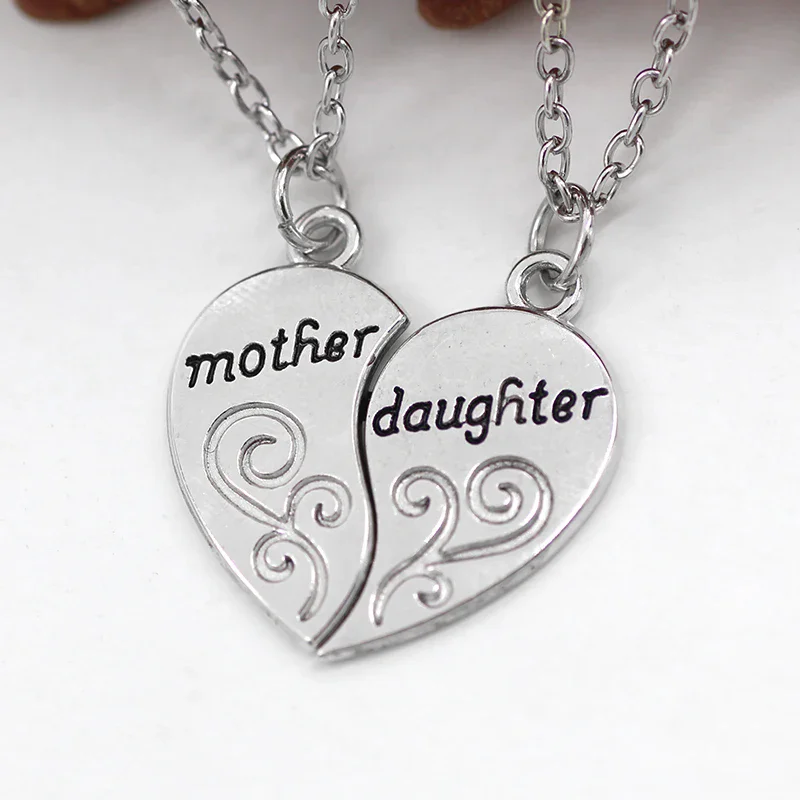 Mom and Daughter Pendant Necklace Metal  Clavicle Chain Girl Women Fashion Mother's Day Commemorativ Daily Decoration Gift