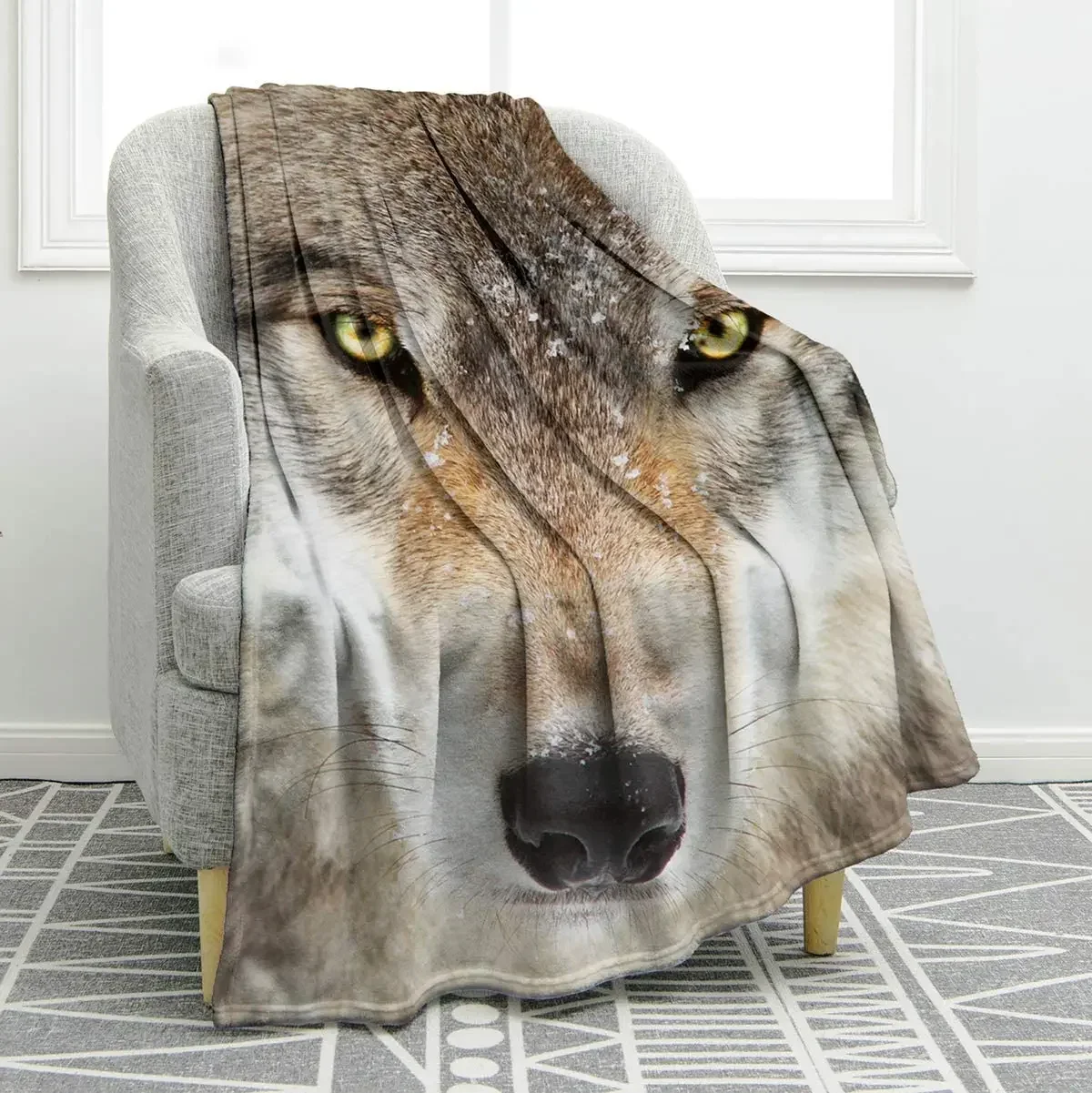 Wolf Print Blanket Wild Animals Flannel Throw Blanket for Sofa Chair Bed Office Travelling Camping Lightweight Soft Warm Blanket