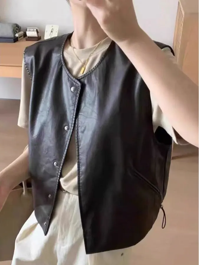 

Faionable Casual PU Leather Vest Autumn Winter Season High Collar Single Button Closure Color Versatile Women's Jaet