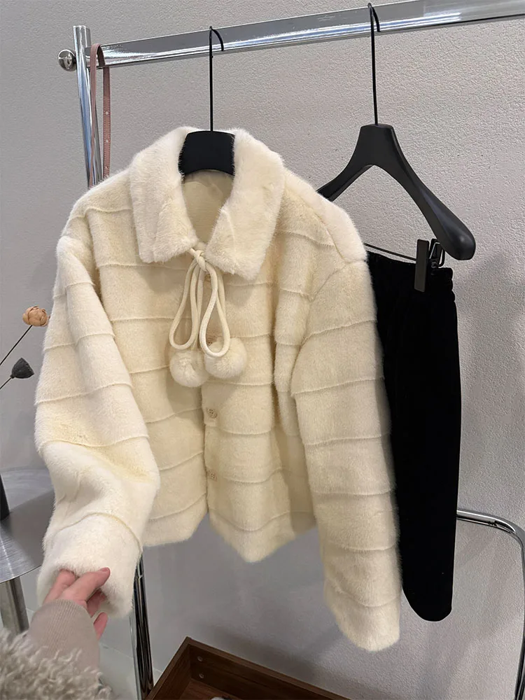 

Korean Sle ort Thiened Fem Mink Velvet Jaet High-End Sensation Fur Leather Inteated Warmth ort Coat Ball Ornament