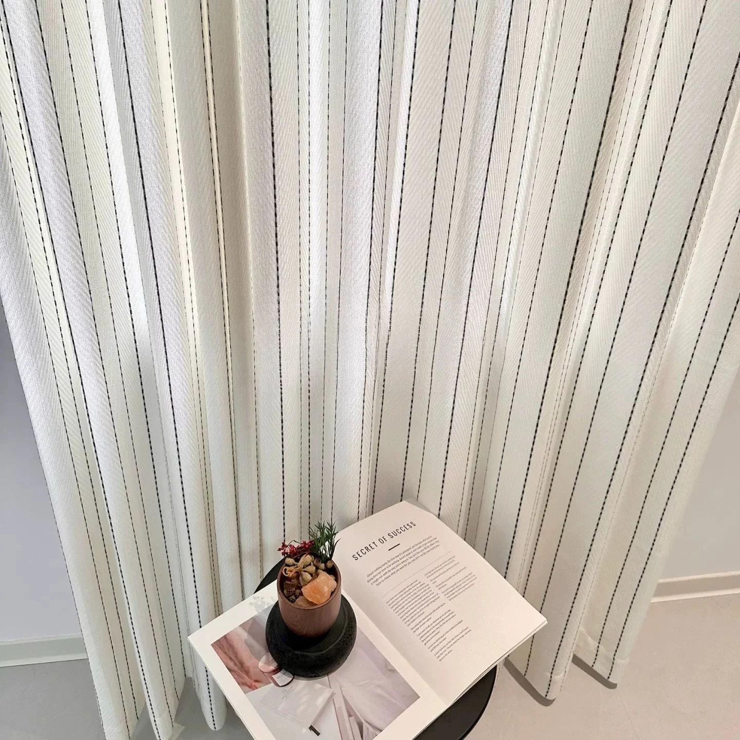 Custom Size Light-transmitting and Opaque Window Screen High-end Modern Minimalist Style Bedroom Living Room Balcony Curtain